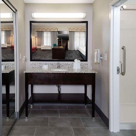 Hampton Inn & Suites - Raleigh Downtown Extérieur photo