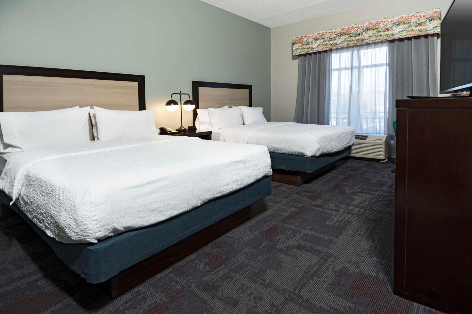 Hampton Inn & Suites - Raleigh Downtown Extérieur photo