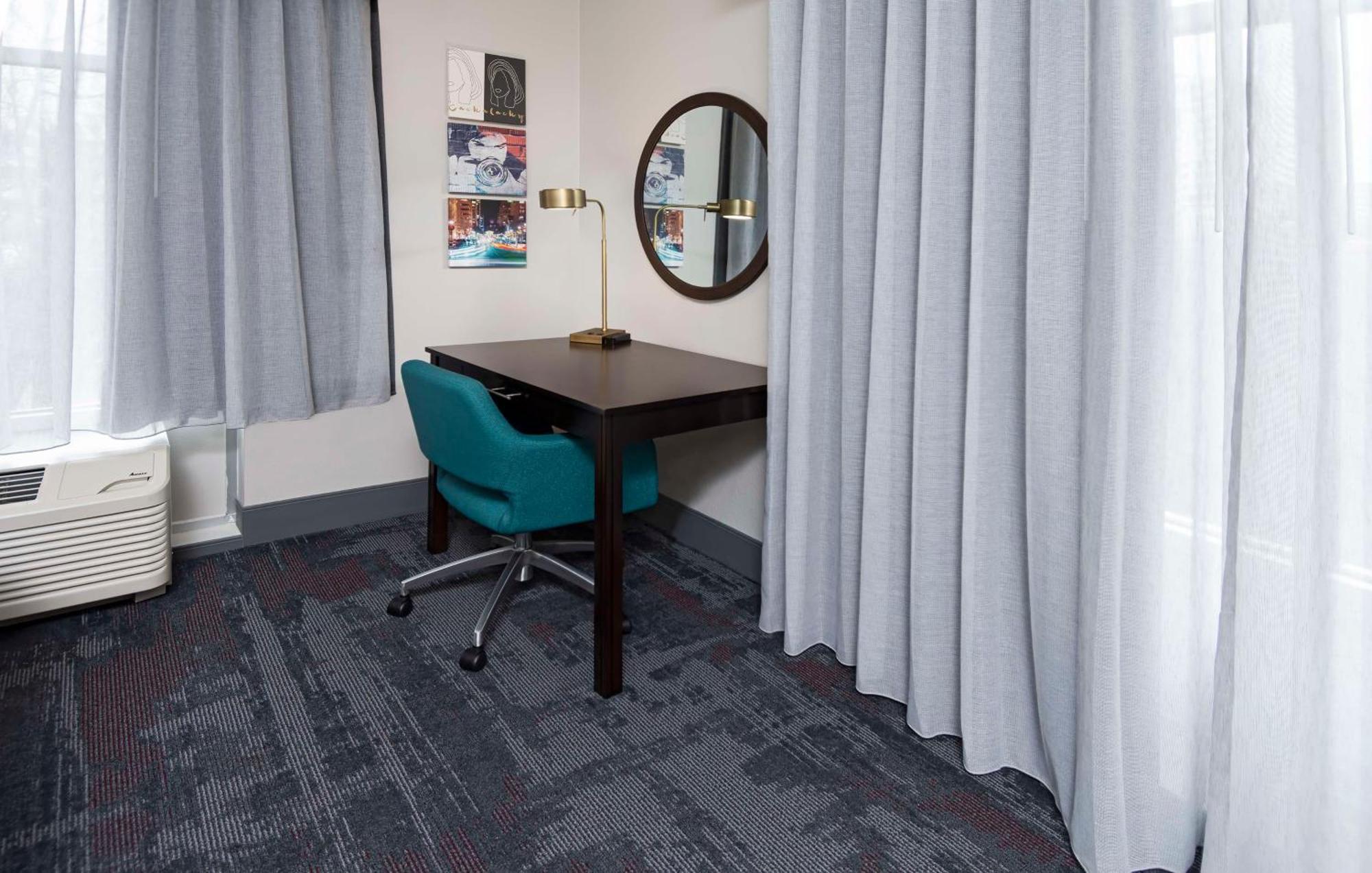 Hampton Inn & Suites - Raleigh Downtown Extérieur photo
