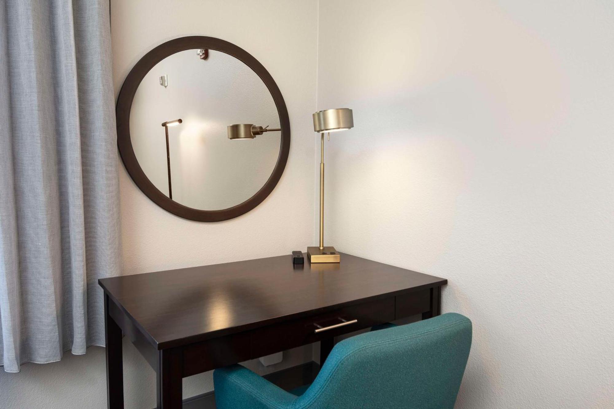 Hampton Inn & Suites - Raleigh Downtown Extérieur photo
