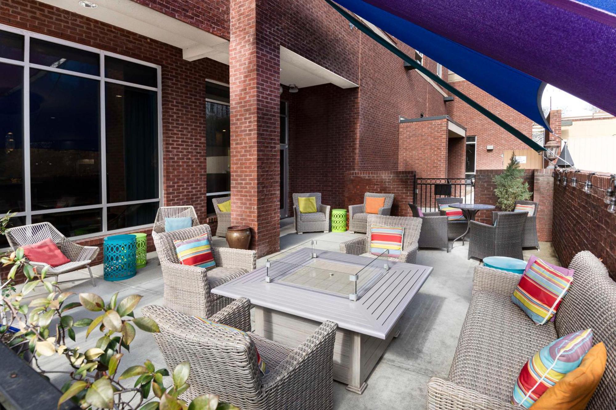 Hampton Inn & Suites - Raleigh Downtown Extérieur photo